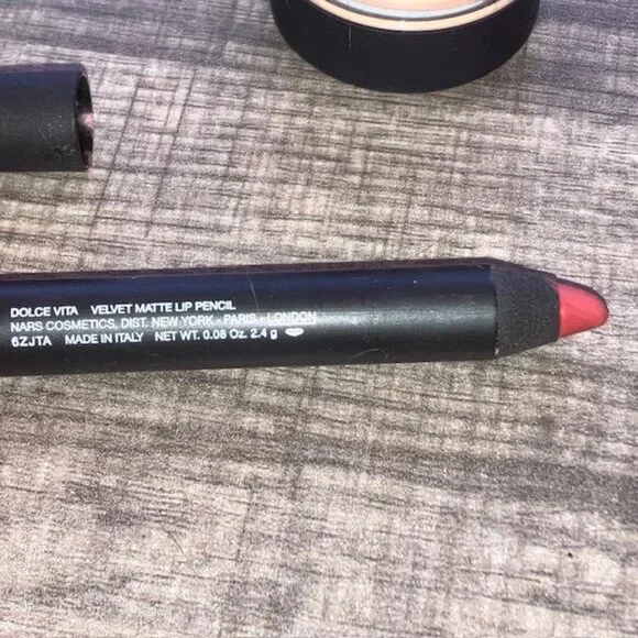 NARS Velvet Matte Dolce Vita Lip Pencil & Tiramisu SOFT Matte Concealer - Picture 5 of 5